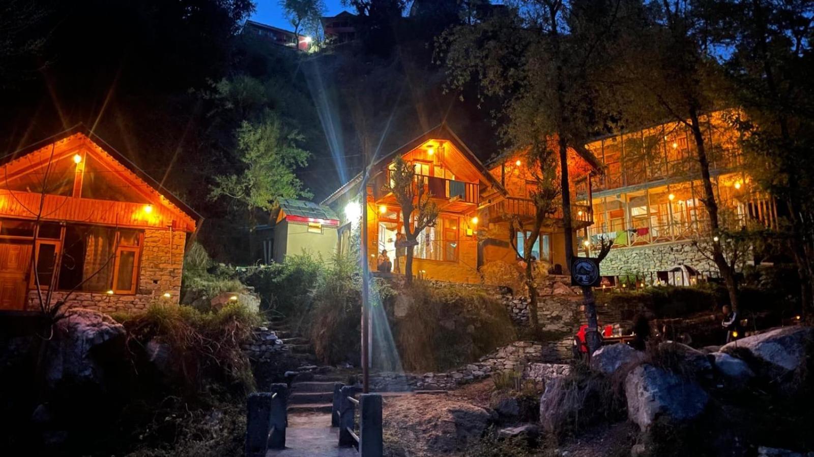 The Cozy Cabin, Jibhi Banjar Экстерьер фото