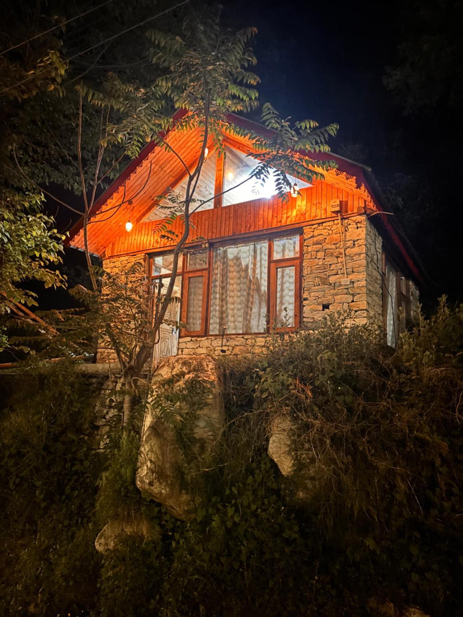 The Cozy Cabin, Jibhi Banjar Экстерьер фото